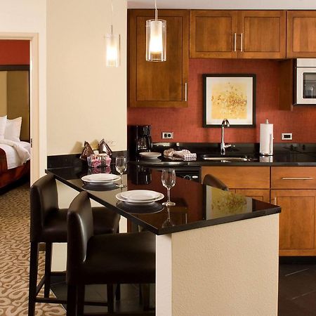 Residence Inn By Marriott Fairfax City Bagian luar foto