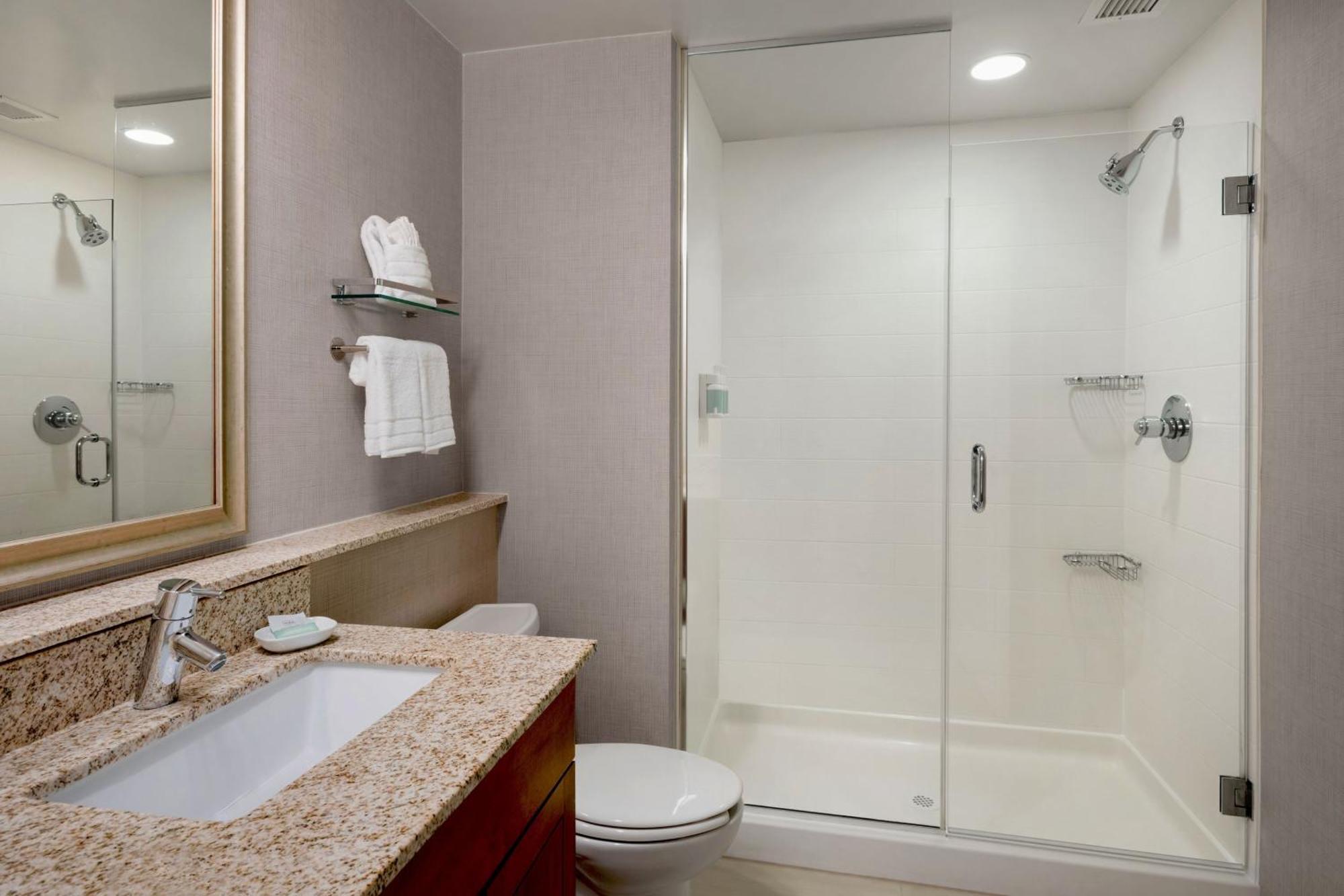 Residence Inn By Marriott Fairfax City Bagian luar foto