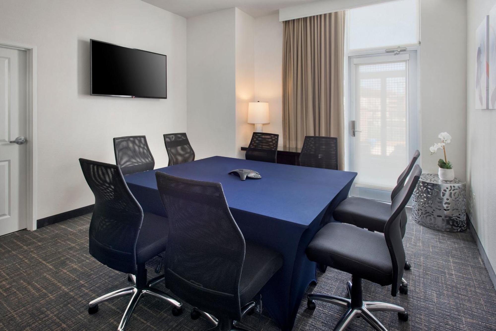 Residence Inn By Marriott Fairfax City Bagian luar foto